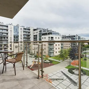 Wiślane Tarasy By Renters , Kraków Polska